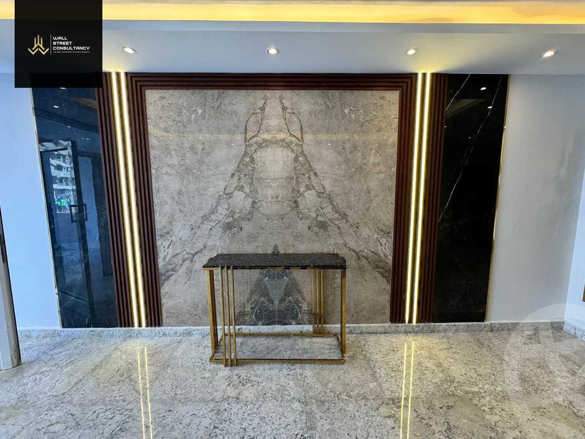 https://aqarmap.com.eg/en/listing/5664550-for-sale-cairo-new-administrative-capital-r7-scenario