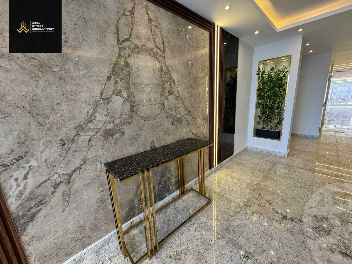 https://aqarmap.com.eg/en/listing/5664550-for-sale-cairo-new-administrative-capital-r7-scenario
