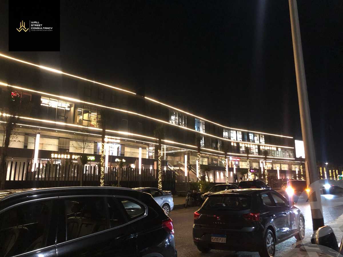 https://aqarmap.com.eg/en/listing/5820558-for-sale-cairo-new-cairo-compounds-swy-kwmblks-mwl-lrbt-brwyrtyz