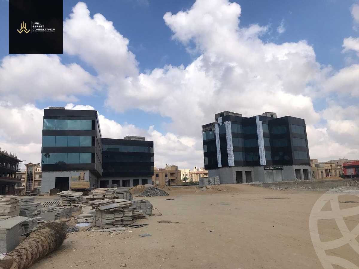 https://aqarmap.com.eg/en/listing/5846902-for-sale-cairo-new-cairo-compounds-rio-mall