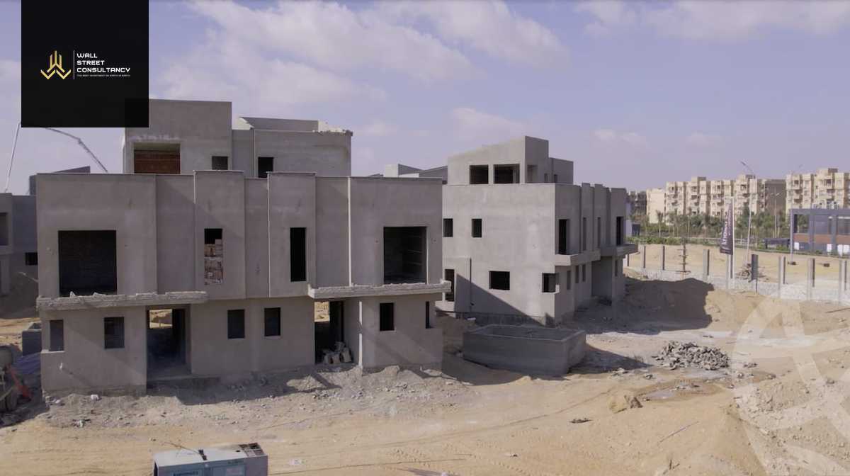 https://aqarmap.com.eg/en/listing/5854948-for-sale-cairo-new-cairo-lmstqbl-syty-compounds-rosail-city-compound-khaled-sabry-holding