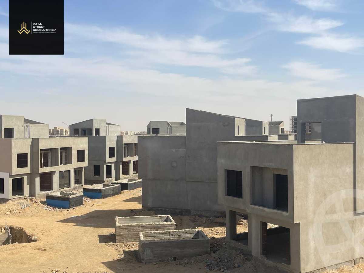 https://aqarmap.com.eg/en/listing/5854948-for-sale-cairo-new-cairo-lmstqbl-syty-compounds-rosail-city-compound-khaled-sabry-holding