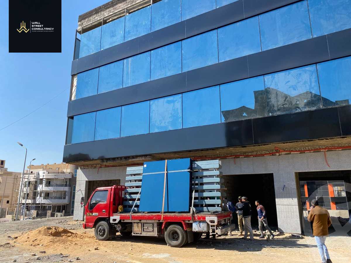 https://aqarmap.com.eg/ar/listing/5860903-for-sale-cairo-new-cairo-compounds-rio-mall