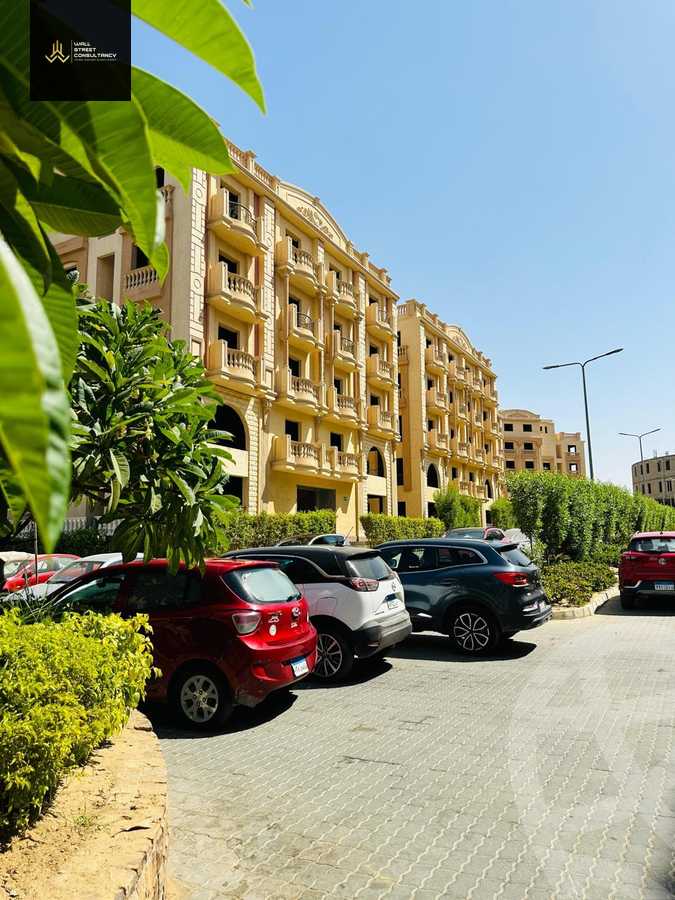 https://aqarmap.com.eg/ar/listing/5870657-for-sale-cairo-new-cairo-compounds-el-ashrafia