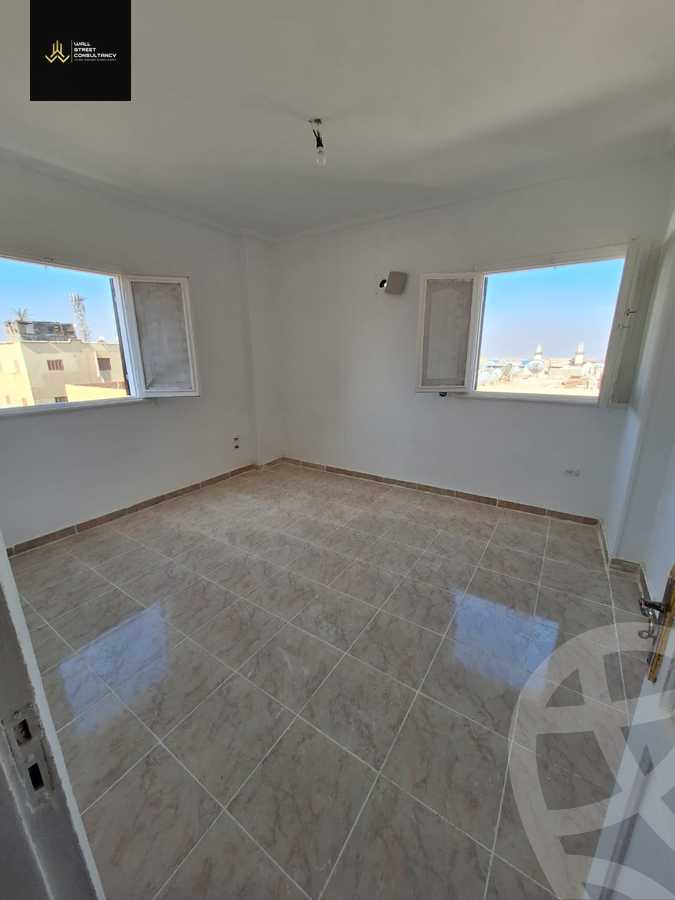 https://aqarmap.com.eg/ar/listing/6155858-for-sale-cairo-new-cairo-first-settlement-neighbourhood-7-el-shaheed-abdul-aziz-atef-st