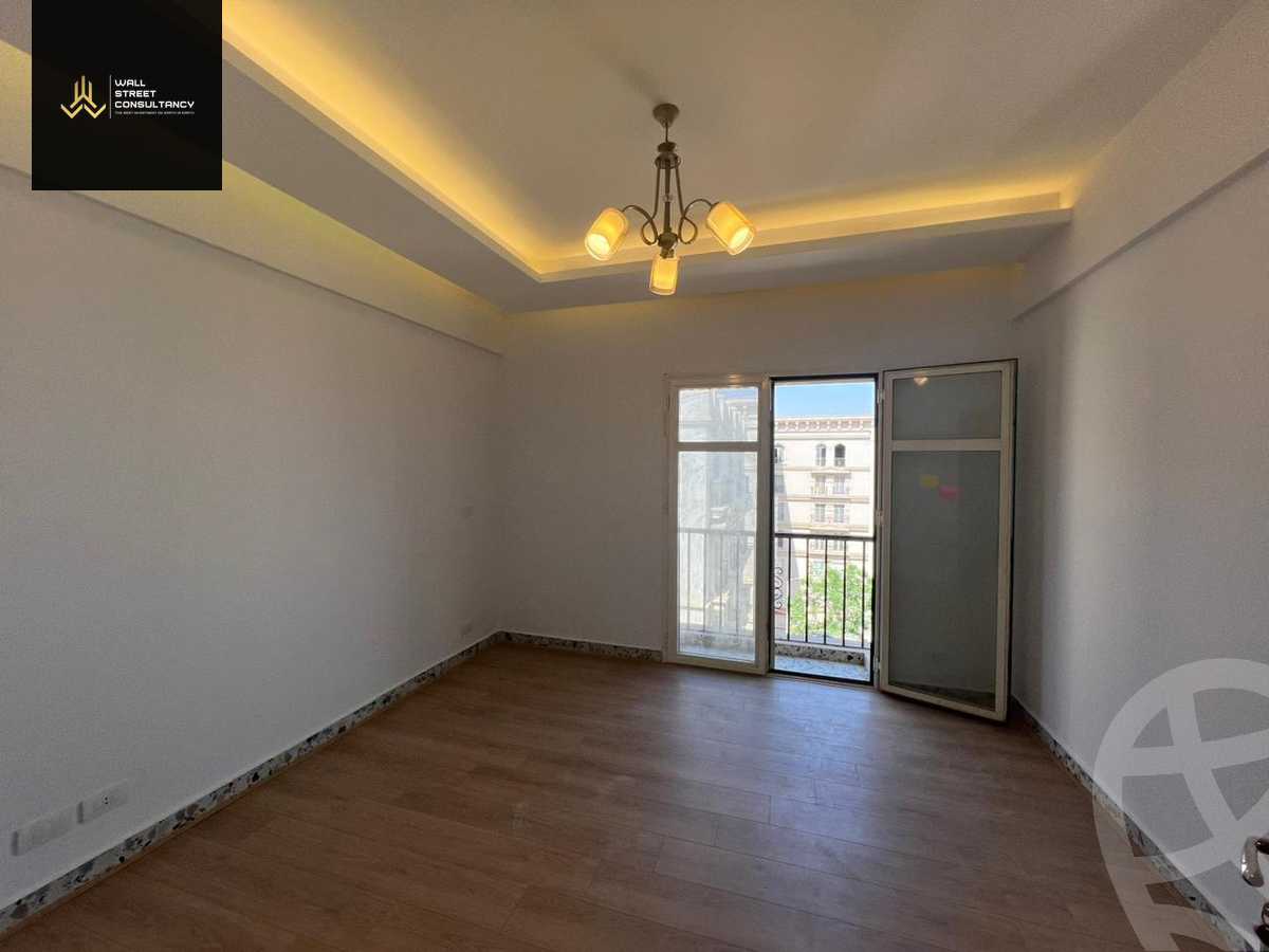 https://aqarmap.com.eg/ar/listing/6191343-for-rent-cairo-new-cairo-compounds-hyde-park-centre-ville-hyde-park