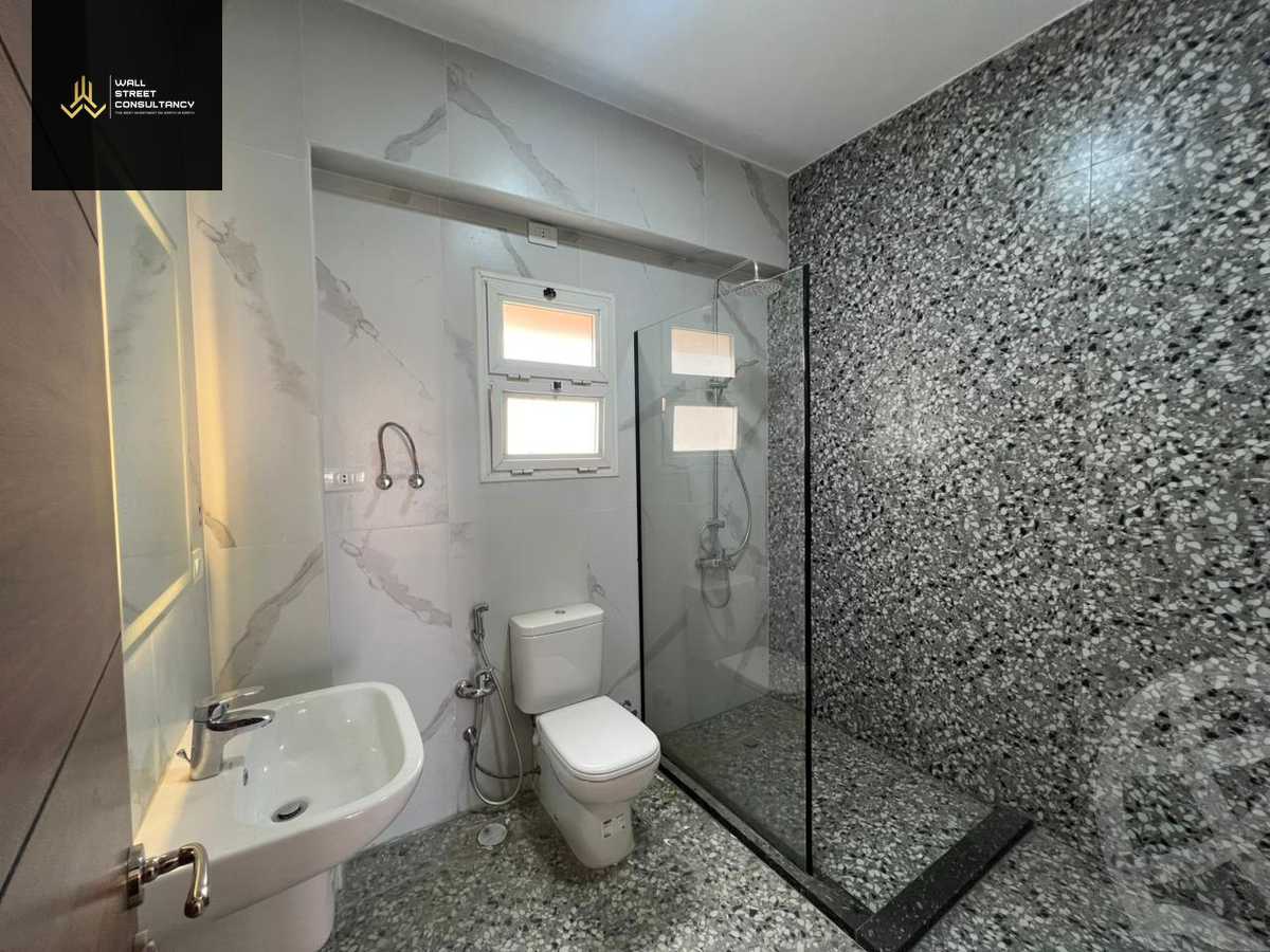 https://aqarmap.com.eg/ar/listing/6191343-for-rent-cairo-new-cairo-compounds-hyde-park-centre-ville-hyde-park