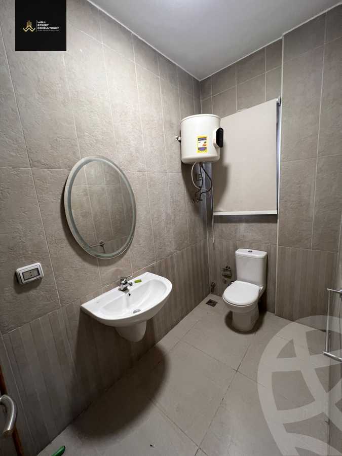 https://aqarmap.com.eg/ar/listing/6223677-for-rent-cairo-new-cairo-compounds-fifth-square