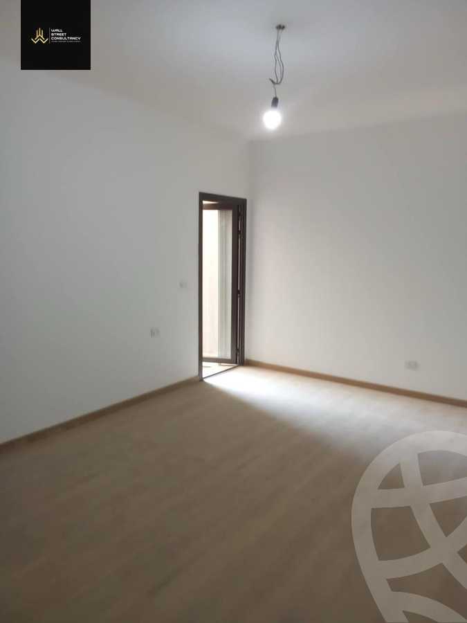 https://aqarmap.com.eg/en/listing/6234629-for-sale-cairo-new-cairo-compounds-fifth-square