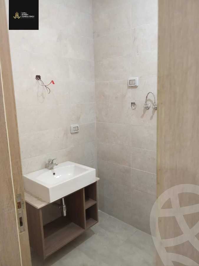 https://aqarmap.com.eg/en/listing/6234629-for-sale-cairo-new-cairo-compounds-fifth-square