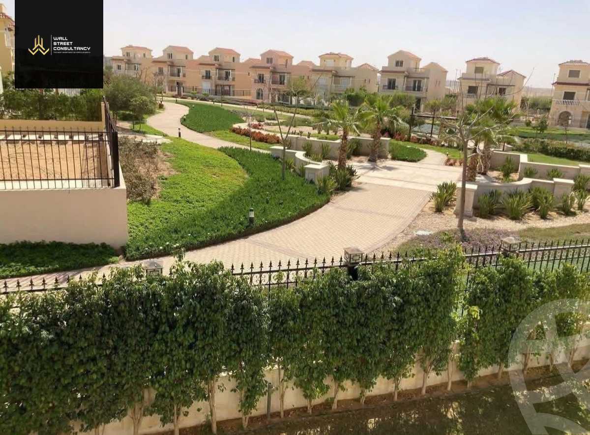 https://aqarmap.com.eg/ar/listing/6608543-for-sale-cairo-new-cairo-compounds-mountain-view-hyde-park