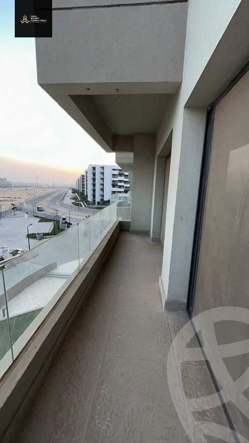 https://aqarmap.com.eg/en/listing/6618143-for-sale-cairo-el-shorouk-compounds-al-burouj-compound-imkan