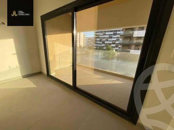 https://aqarmap.com.eg/ar/listing/6624947-for-sale-cairo-el-shorouk-compounds-al-burouj-compound-imkan