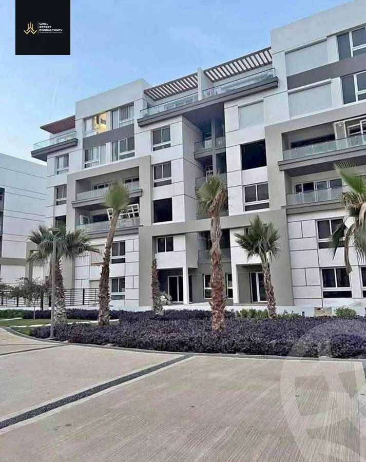 https://aqarmap.com.eg/en/listing/6631948-for-sale-cairo-new-cairo-compounds-hyde-park