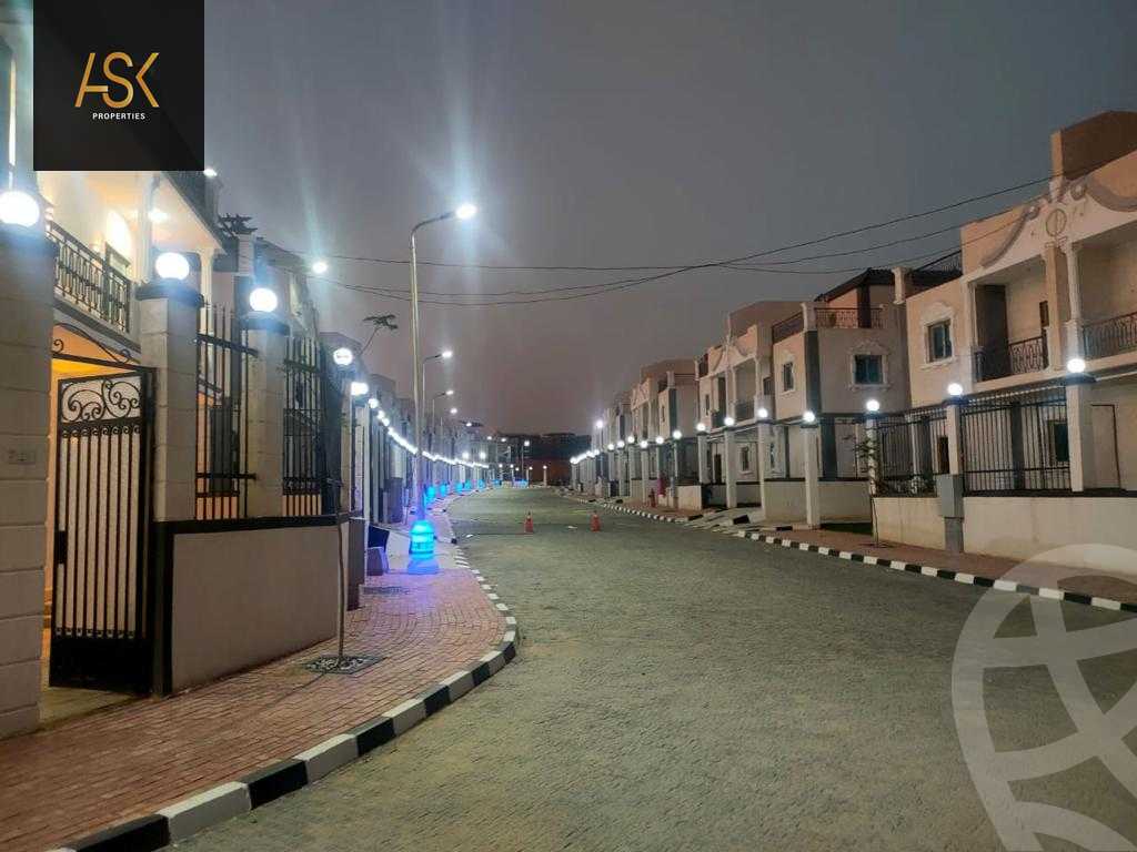 https://aqarmap.com.eg/ar/listing/3753287-for-sale-cairo-new-administrative-capital-r7-le-ciel