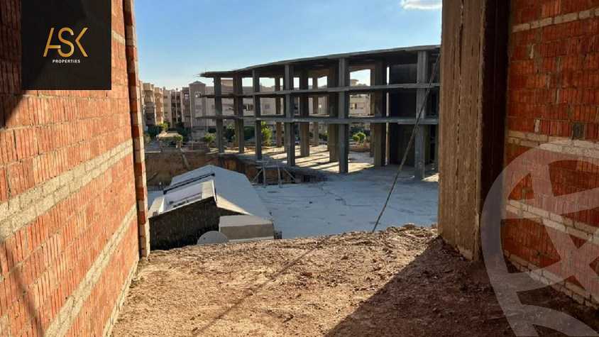 https://aqarmap.com.eg/en/listing/3800122-for-sale-cairo-new-cairo-compounds-revolve-mall-eight-developments