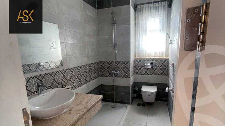https://aqarmap.com.eg/en/listing/4045904-for-sale-cairo-new-administrative-capital-r3-lmqsd-almaqsed-villas