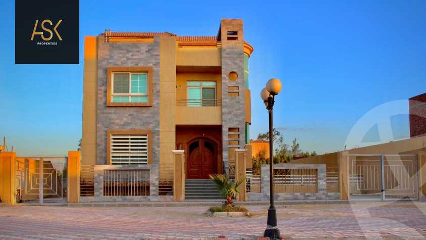 https://aqarmap.com.eg/en/listing/5255749-for-sale-cairo-el-sheikh-zayed-city-lshykh-zyd-ljdyd-kmbwnd-jryn-syty