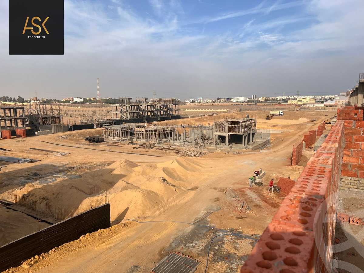 https://aqarmap.com.eg/ar/listing/5597704-for-sale-cairo-el-sheikh-zayed-city-lshykh-zyd-ljdyd-zayed-greens-2-compound-location-development