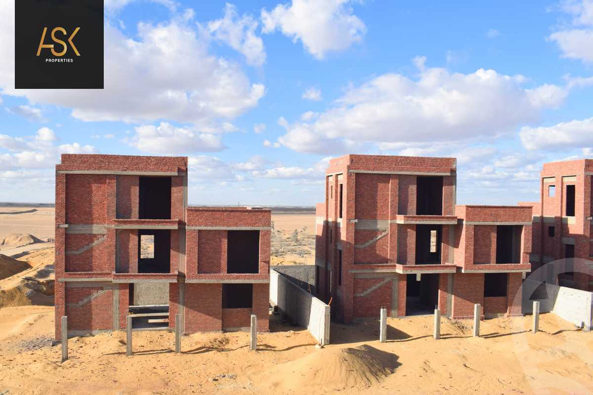 https://aqarmap.com.eg/ar/listing/5618937-for-sale-cairo-el-sheikh-zayed-city-compounds