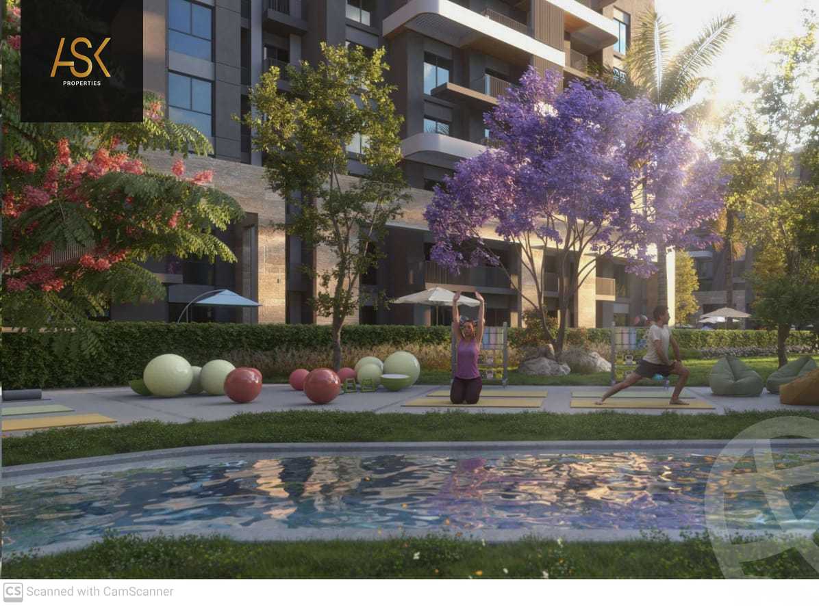 https://aqarmap.com.eg/en/listing/5622840-for-sale-cairo-new-administrative-capital-r8-qamari-compound-new-event