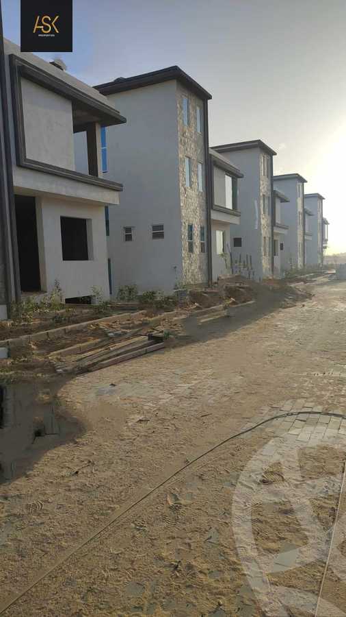 https://aqarmap.com.eg/ar/listing/5717551-for-sale-cairo-el-sheikh-zayed-city-lshykh-zyd-ljdyd-cedar-hills-compound