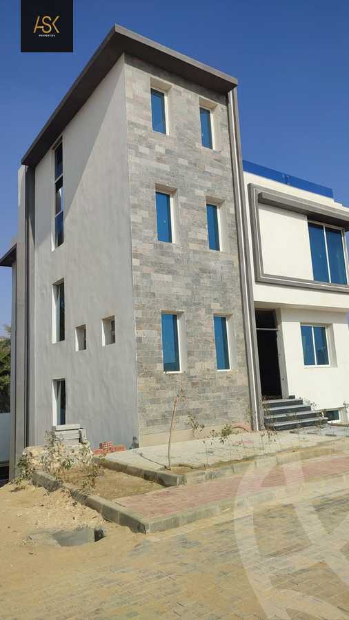 https://aqarmap.com.eg/en/listing/5717580-for-sale-cairo-el-sheikh-zayed-city-lshykh-zyd-ljdyd-cedar-hills-compound
