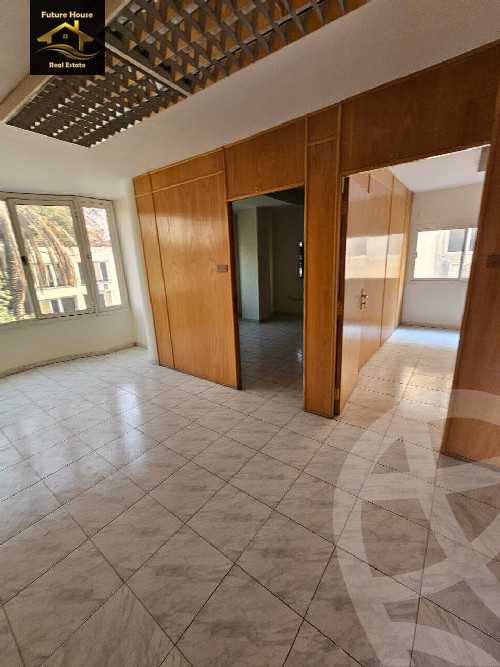 https://aqarmap.com.eg/en/listing/5665168-for-rent-cairo-el-maadi-sarayat-el-maadi-street-18