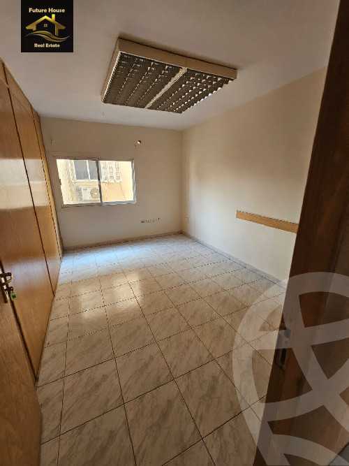https://aqarmap.com.eg/en/listing/5665168-for-rent-cairo-el-maadi-sarayat-el-maadi-street-18