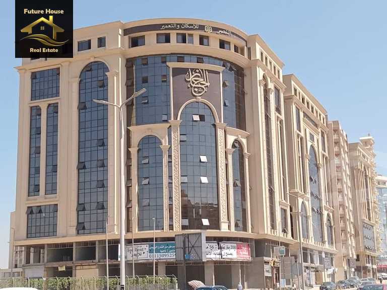 https://aqarmap.com.eg/ar/listing/5665990-for-rent-cairo-new-cairo-compounds-la-mirada-plaza-mall-grand-plaza