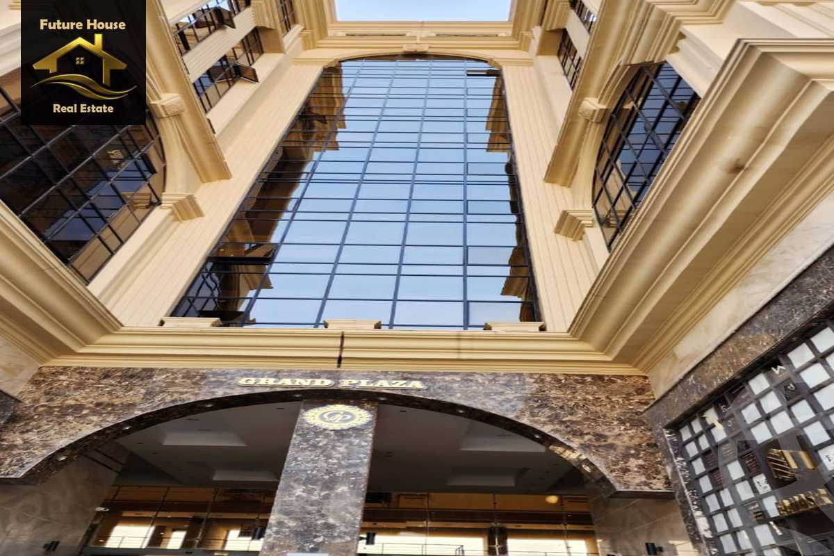 https://aqarmap.com.eg/ar/listing/5665990-for-rent-cairo-new-cairo-compounds-la-mirada-plaza-mall-grand-plaza