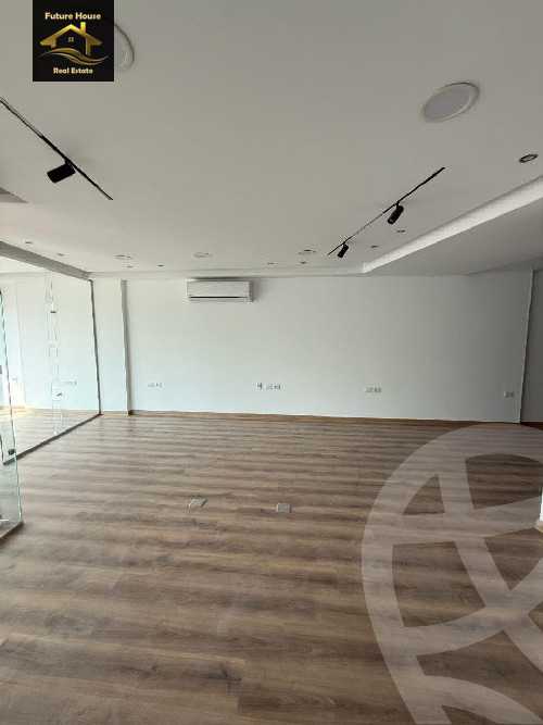 https://aqarmap.com.eg/en/listing/5666126-for-rent-cairo-el-maadi-compounds-rayhanah-plaza