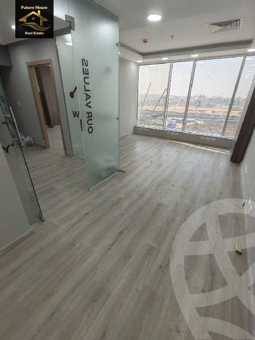 https://aqarmap.com.eg/ar/listing/5675052-for-rent-cairo-new-cairo-compounds-tryfywm-byzns-kwmblks-nm-llttwyr