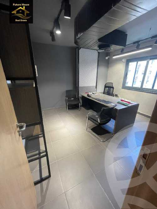 https://aqarmap.com.eg/ar/listing/5675588-for-rent-cairo-el-maadi-zahraa-el-maadi-al-khamseen-st