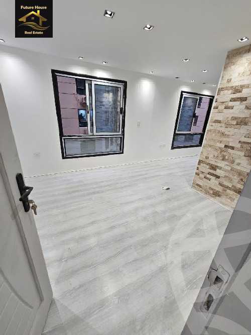 https://aqarmap.com.eg/en/listing/5694598-for-rent-cairo-el-maadi-compounds-rayhanah-plaza