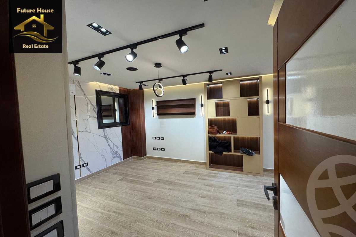 https://aqarmap.com.eg/en/listing/5699040-for-rent-cairo-el-maadi-compounds-rayhanah-plaza