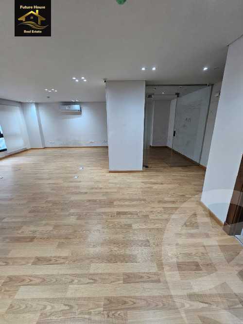 https://aqarmap.com.eg/ar/listing/5701827-for-rent-cairo-el-maadi-compounds-rayhanah-plaza