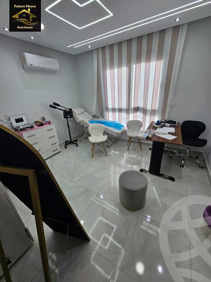 https://aqarmap.com.eg/en/listing/5707767-for-rent-cairo-el-maadi-compounds-rayhanah-plaza