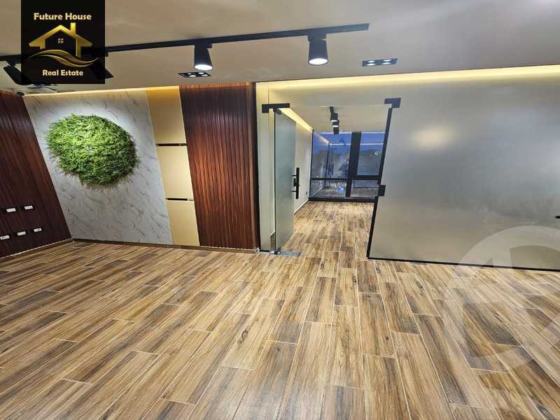 https://aqarmap.com.eg/ar/listing/5714594-for-rent-cairo-el-maadi-compounds-rayhanah-plaza