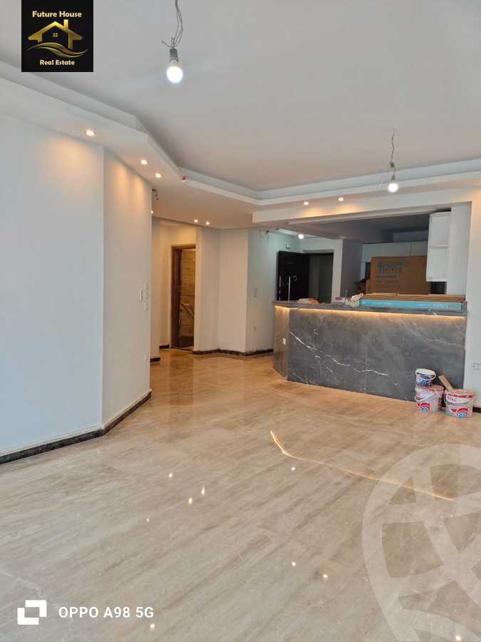 https://aqarmap.com.eg/en/listing/5756127-for-rent-cairo-el-maadi-compounds-rayhanah-plaza