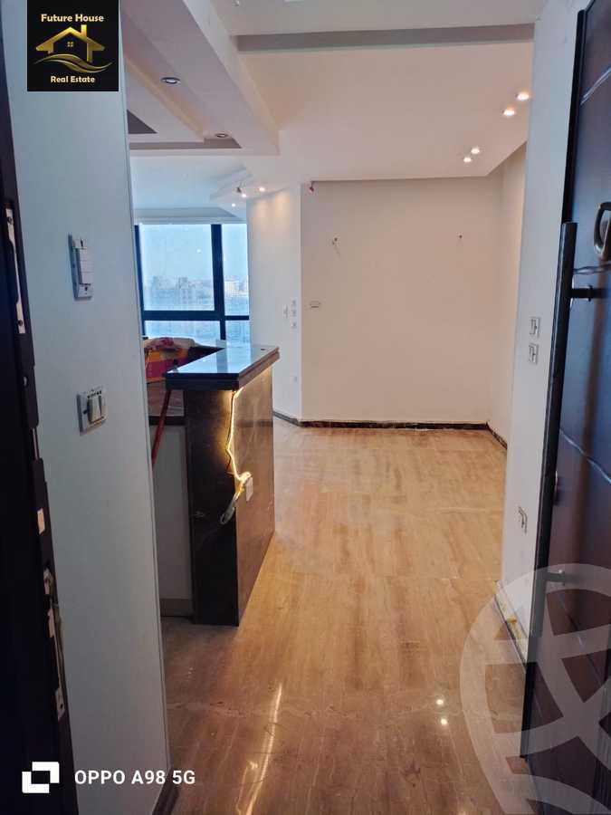 https://aqarmap.com.eg/en/listing/5756127-for-rent-cairo-el-maadi-compounds-rayhanah-plaza
