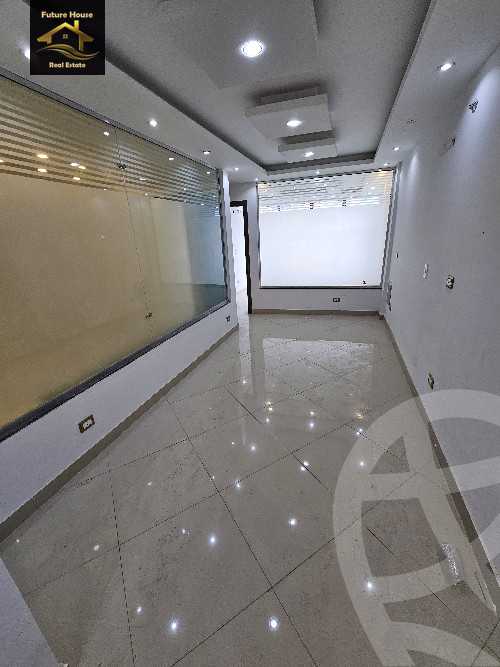 https://aqarmap.com.eg/en/listing/5756224-for-rent-cairo-el-maadi-compounds-rayhanah-plaza