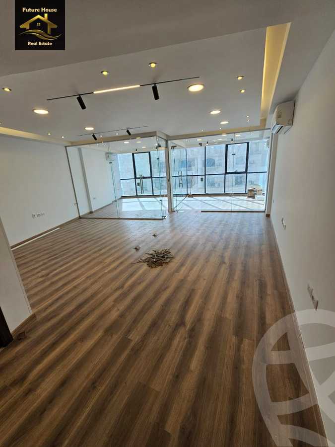 https://aqarmap.com.eg/en/listing/5758711-for-rent-cairo-el-maadi-compounds-rayhanah-plaza