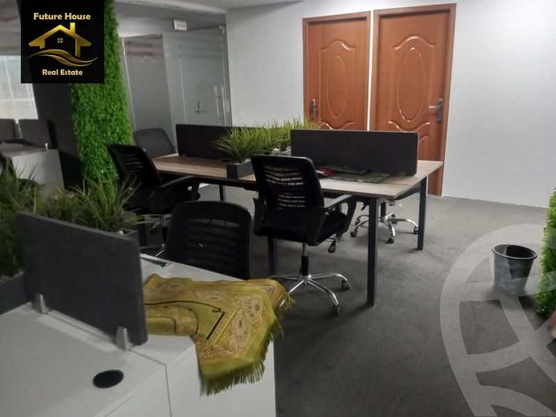 https://aqarmap.com.eg/ar/listing/5784778-for-rent-cairo-new-cairo-90th-street-northern-90th-street