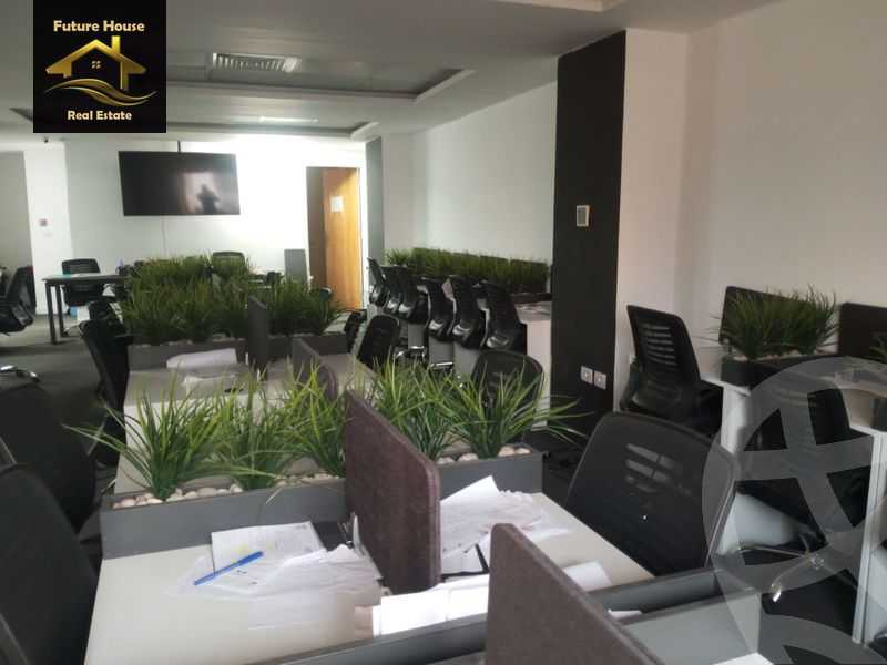 https://aqarmap.com.eg/ar/listing/5784778-for-rent-cairo-new-cairo-90th-street-northern-90th-street