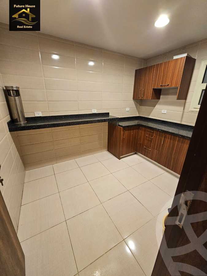 https://aqarmap.com.eg/en/listing/5792621-for-rent-cairo-el-maadi-compounds-rayhanah-plaza