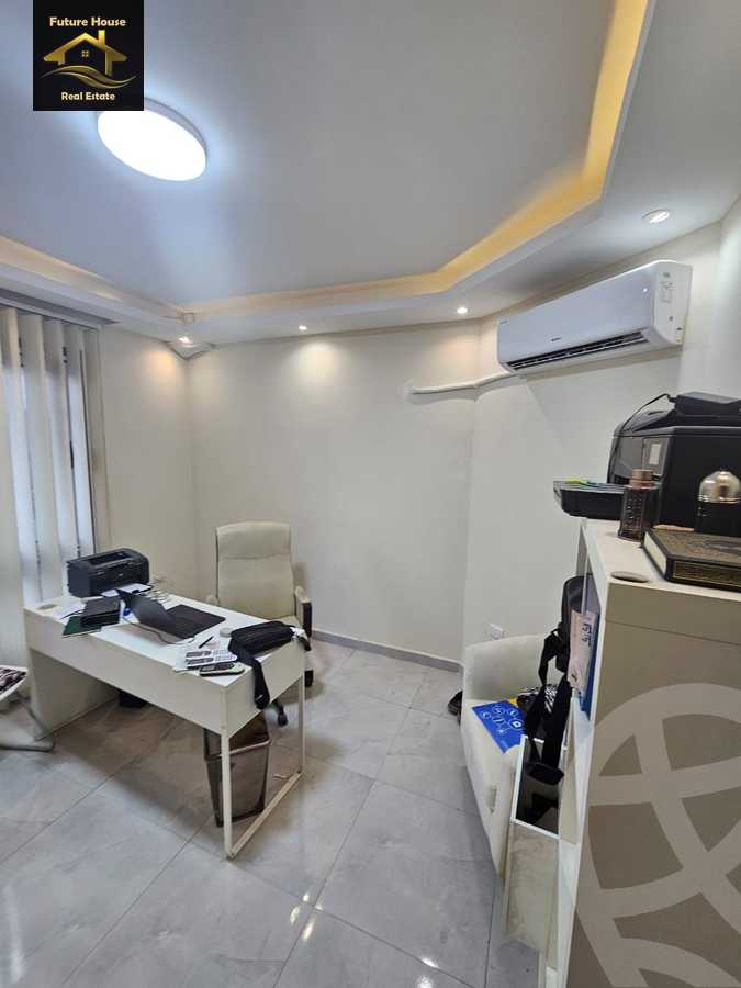 https://aqarmap.com.eg/en/listing/5792684-for-rent-cairo-el-maadi-compounds-rayhanah-plaza