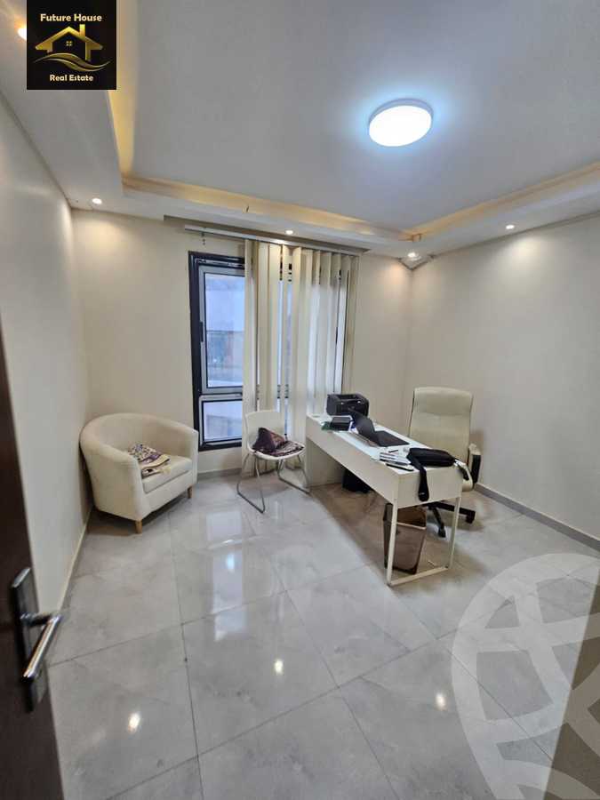 https://aqarmap.com.eg/en/listing/5792684-for-rent-cairo-el-maadi-compounds-rayhanah-plaza