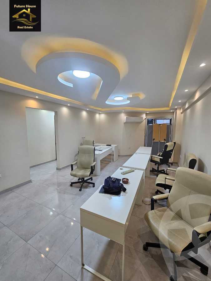 https://aqarmap.com.eg/en/listing/5792684-for-rent-cairo-el-maadi-compounds-rayhanah-plaza