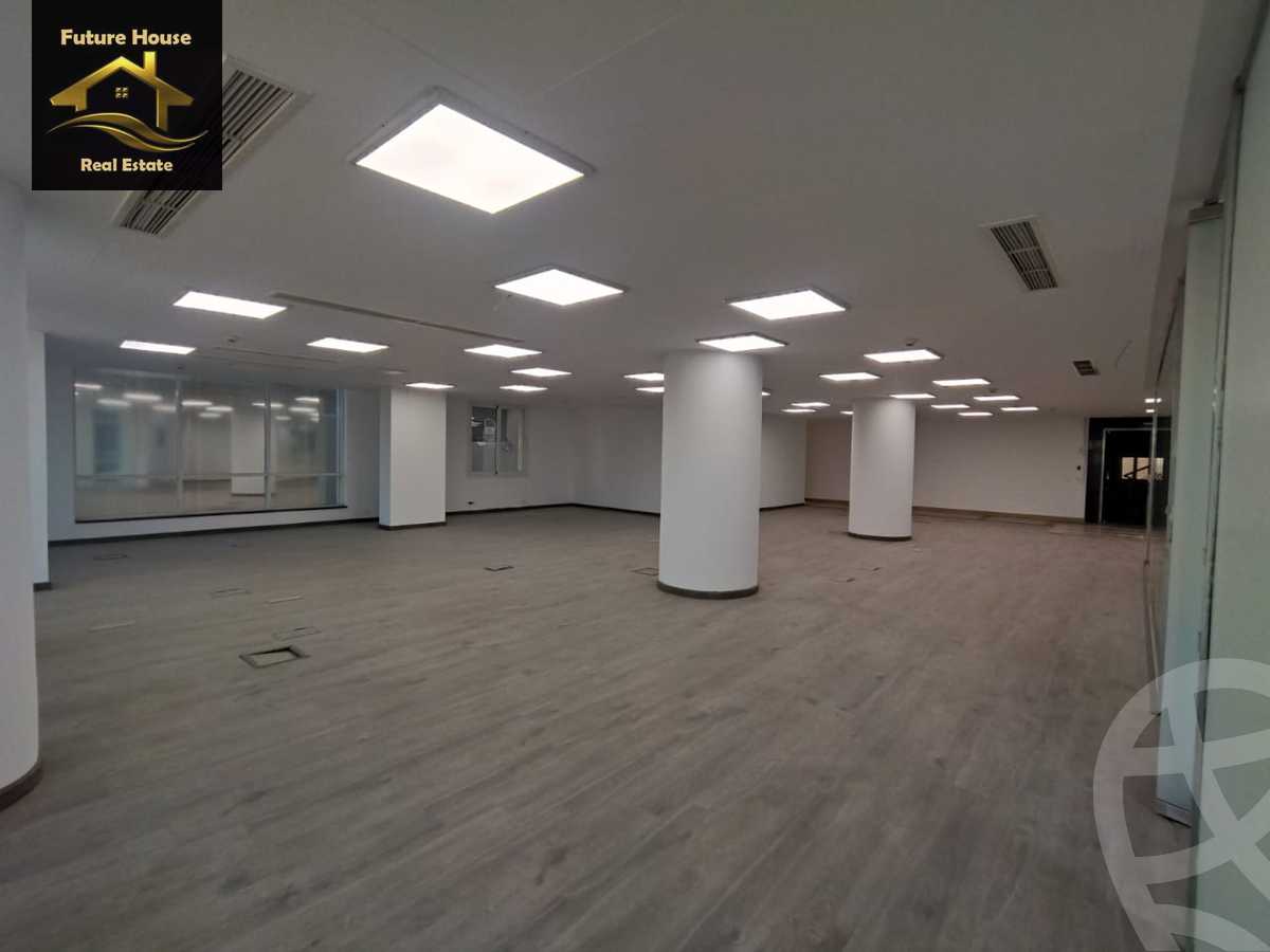 https://aqarmap.com.eg/ar/listing/5792127-for-rent-cairo-el-maadi-compounds-rayhanah-plaza